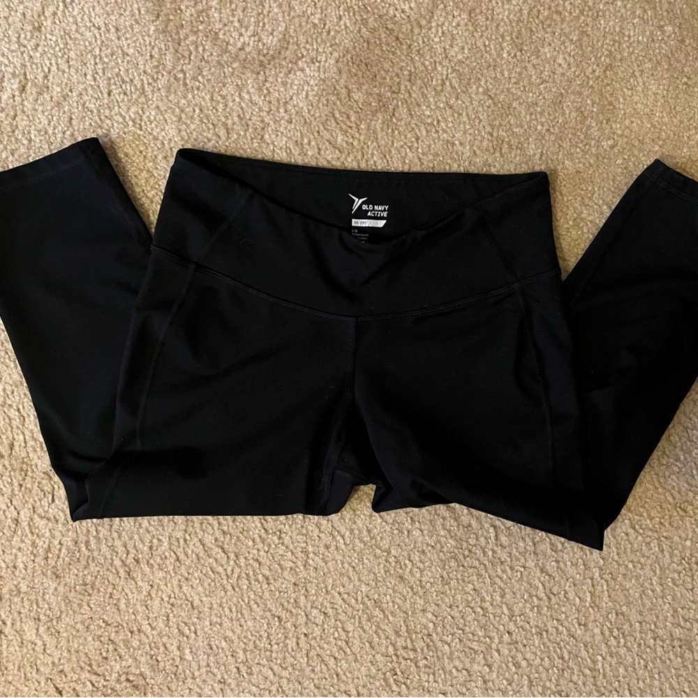 Old Navy Active crops